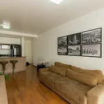 BHomy Berrini Espaçoso e moderno MN1409